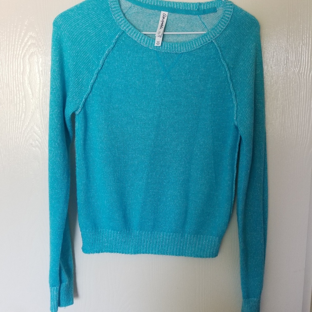 Super soft, teal blue girl's sweater.  Size 10/12